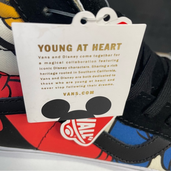 VANS x DISNEY collaboration “Mickey and friends” mens size 10.5 or wmns size 12 - Picture 2 of 11